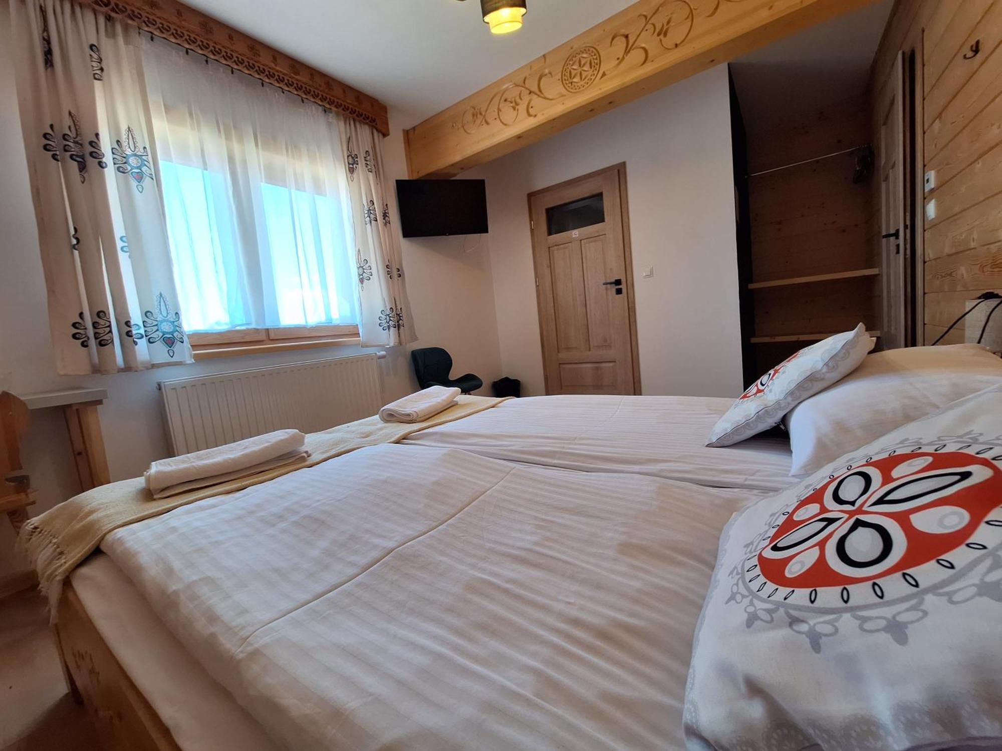 Pokoje Goscinne Wierzbowka Przy Termach Witów エクステリア 写真